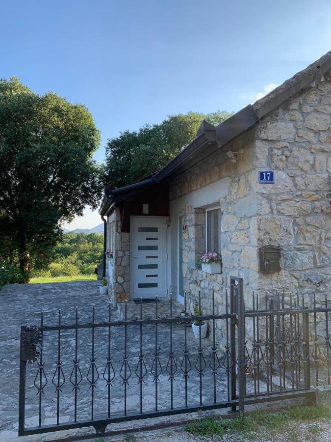 Kuca Za Iznajmljivanje Andrija Ljubuški Exterior foto