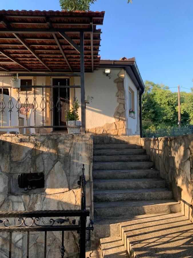 Kuca Za Iznajmljivanje Andrija Ljubuški Exterior foto